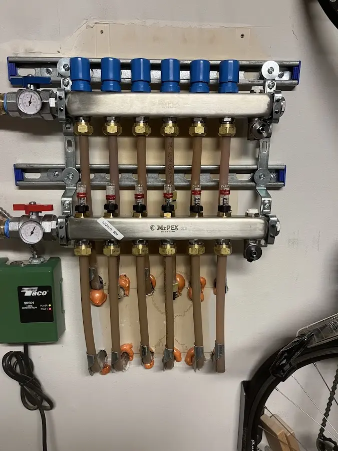 Plumber performing Leak Detection at a residential property in Sierra Vista